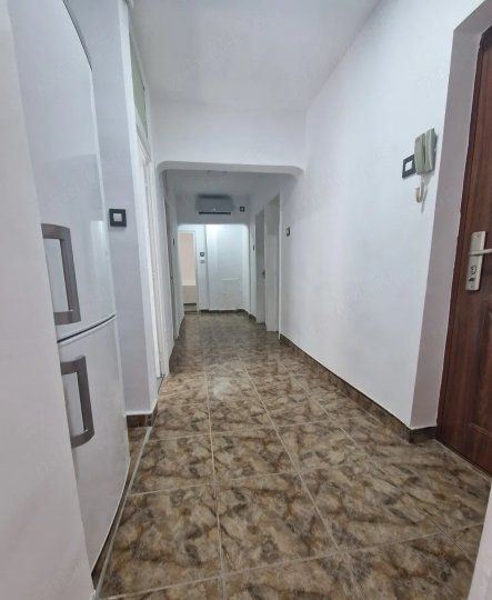 3 Camere de inchiriat | Basarabia | Proximitate Metrou | Centrala | – fotografia 4 din 6