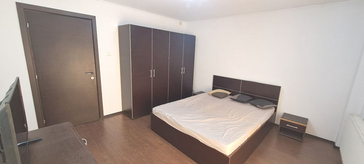 Apartament 3 camere Calea București- Bloc 2008 – fotografia 6 din 8