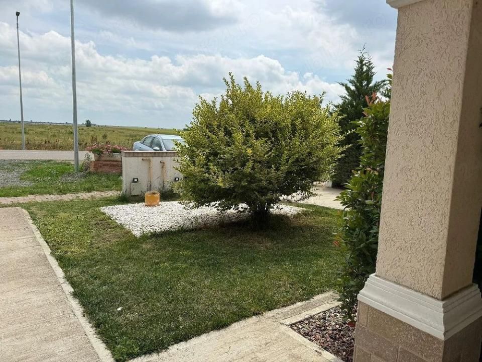 Duplex | 3 camere | Mobilat | Parter | Sanandrei | Curte generoasa – fotografia 2 din 16