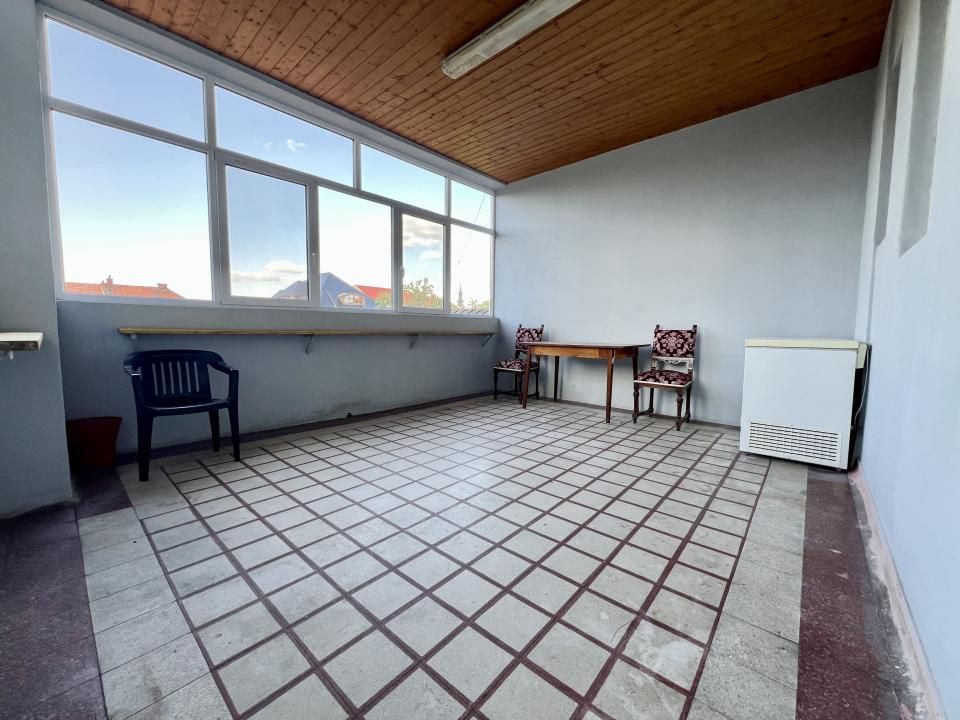 Apartament 4 camere, circular, 126 mp utili, etaj 1 - Zona Balcescu – fotografia 8 din 12