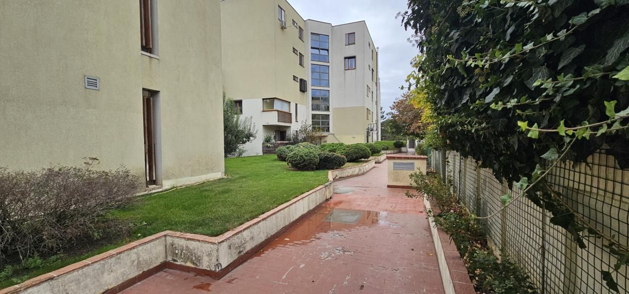 Doi Cocosi - Straulesti - 3 camere cu parcare si boxa incluse – fotografia 48 din 51