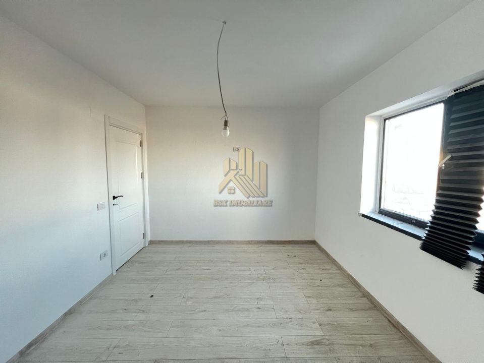 Casa-4-Camere-Finalizata-112mp-Utili-Curte-410mp-Izvor-Tarlungeni-Brasov – fotografia 8 din 17