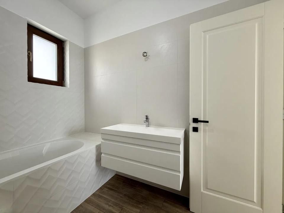 Vilă 5 camere 200 mpu | Curte 400mp | Pipera - Tunari – fotografia 13 din 20