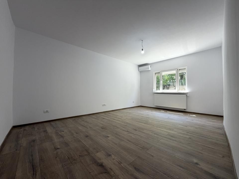 Apartament 2 camere, 50mp utili, renovat complet-Soarelui – fotografia 1 din 11