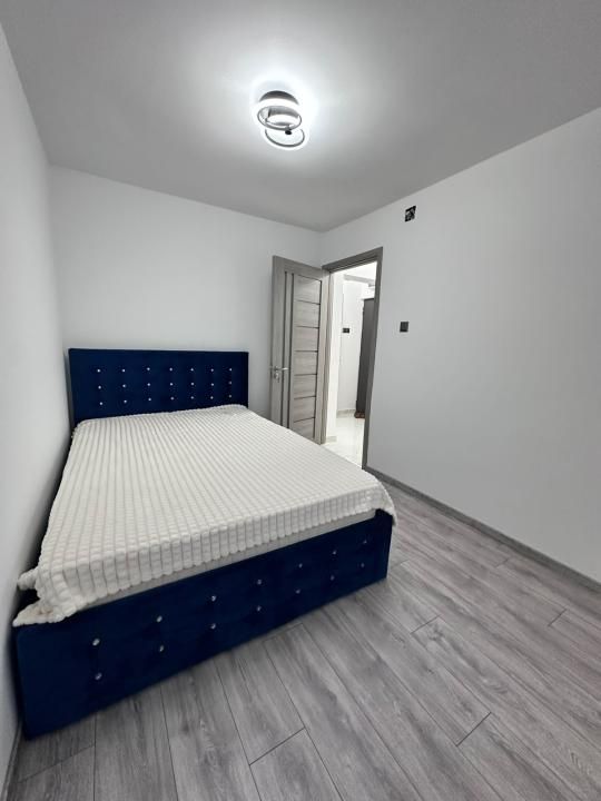 Apartament de vânzare – 3 camere , Micro 8 ,et 1 – fotografia 7 din 13