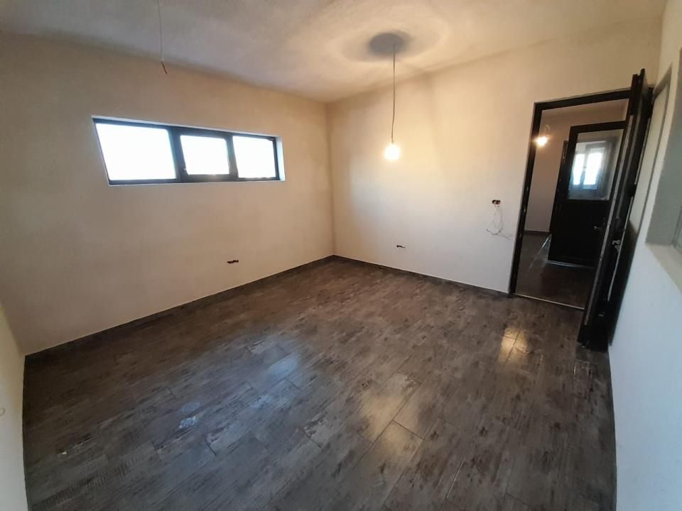 Hala cu 600 mp utili, 4 incaperi de birouri - Mehala – fotografia 5 din 14
