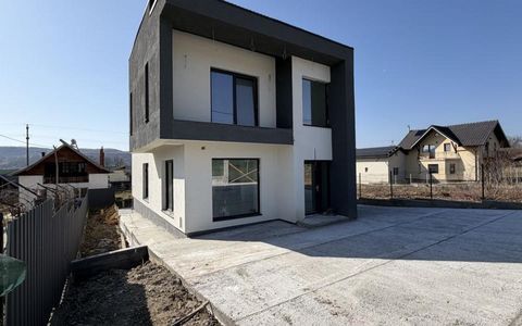 CASĂ MODERNĂ LA CHEIE în Curtea de Argeș | 1.000 MP TEREN | 4 camere + Anexe