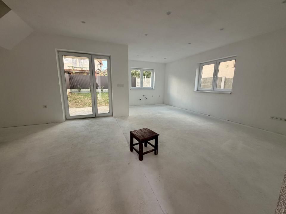 1/2 Duplex cu 4 camere - zona linistita in Giarmata Mare – fotografia 5 din 17