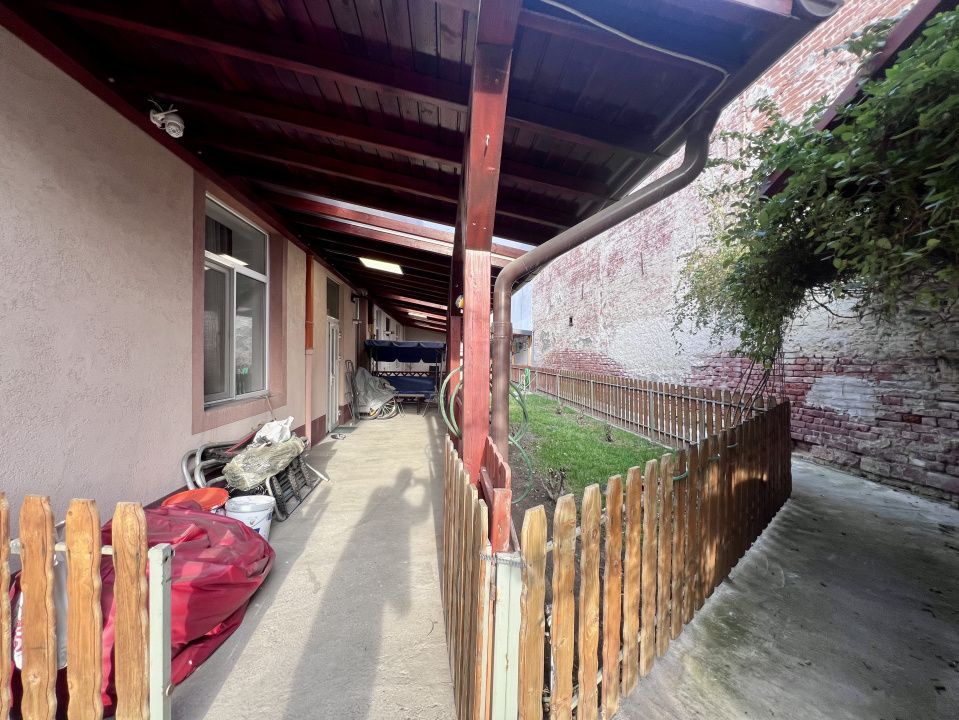 Apartament 2 camere, 57 mp utili, curte comuna - zona Dambovita – fotografia 9 din 9