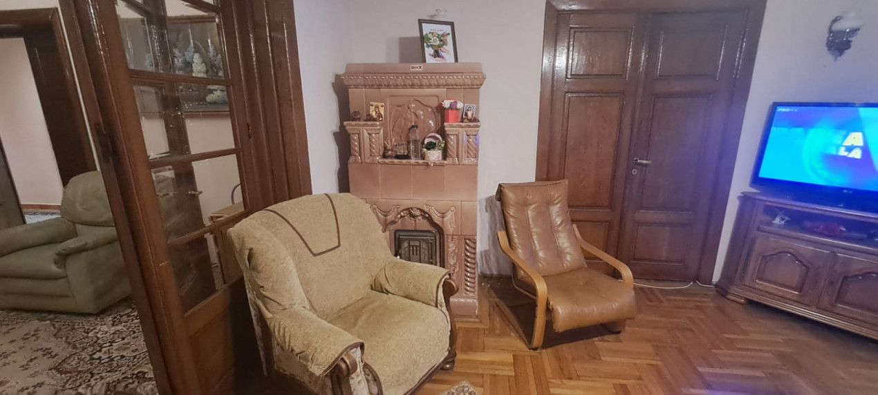 Casă  de vânzare – Strada Eremia Grigorescu, Pitești – fotografia 6 din 19