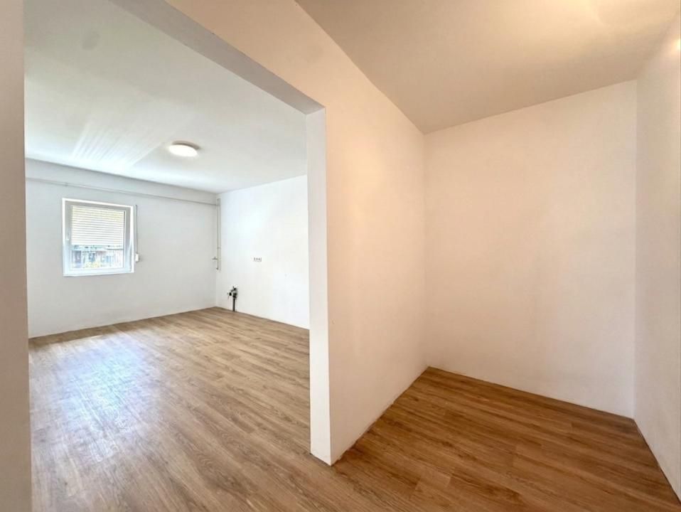 Apartament spatios, 3 camere, 70 mp utili, parter - Zona Aradului – fotografia 7 din 9