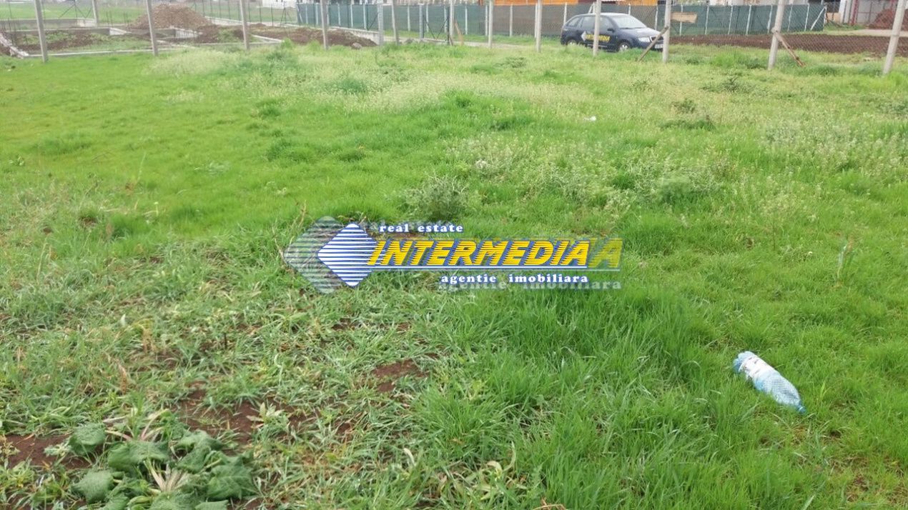 Teren Intravilan de Vanzare 940 mp cu utilitati – fotografia 1 din 3