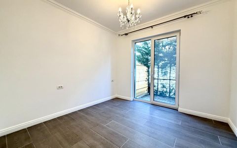 Apartament elegant, 3 camere, 62 mp utili, 103 mp curte - Dumbravita