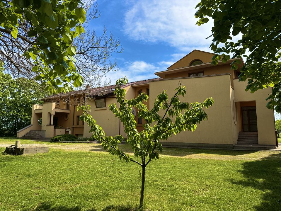 Vila pe domeniu de 8.000 mp | proiect senior living 60+ – fotografia 40 din 40