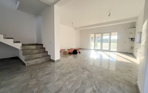 Duplex 5 camere, 107mp, 302mp teren, constructie noua - Giarmata