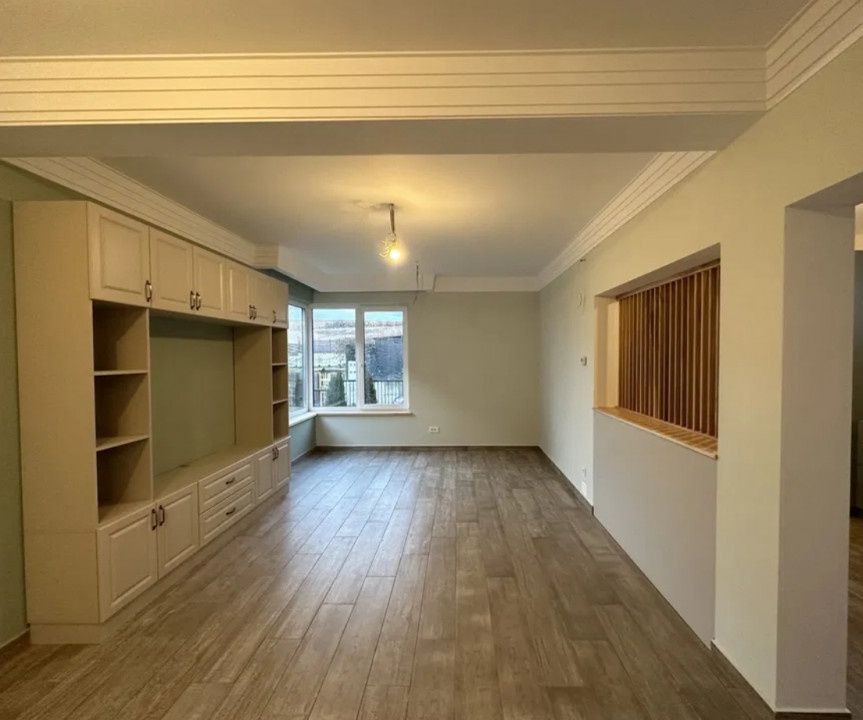 Casa de vânzare in Borhanci, 210mp utili, utilată – fotografia 2 din 7