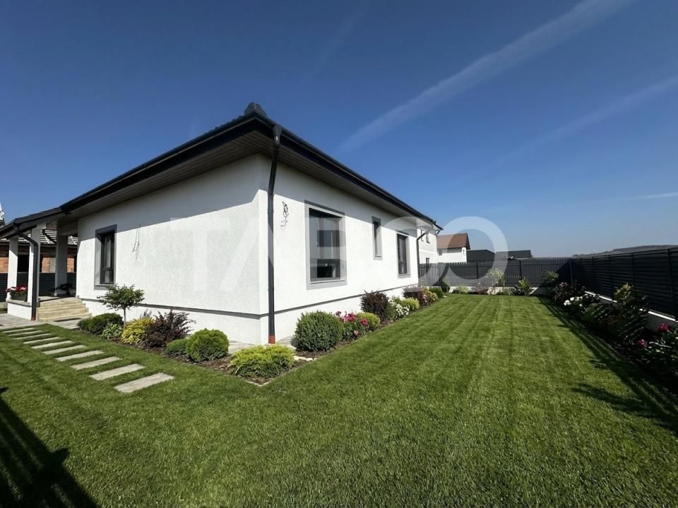 Casa individuala de vanzare pe 1 singur nivel de vanzare in Cristian – fotografia 1 din 10