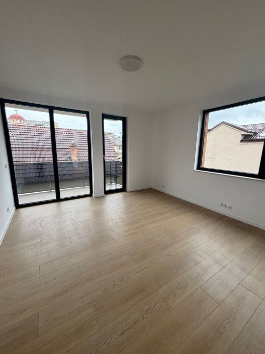 Vilă Nouă Gheorgheni – 212 mp Utili, 3 Nivele, parcari – fotografia 4 din 16