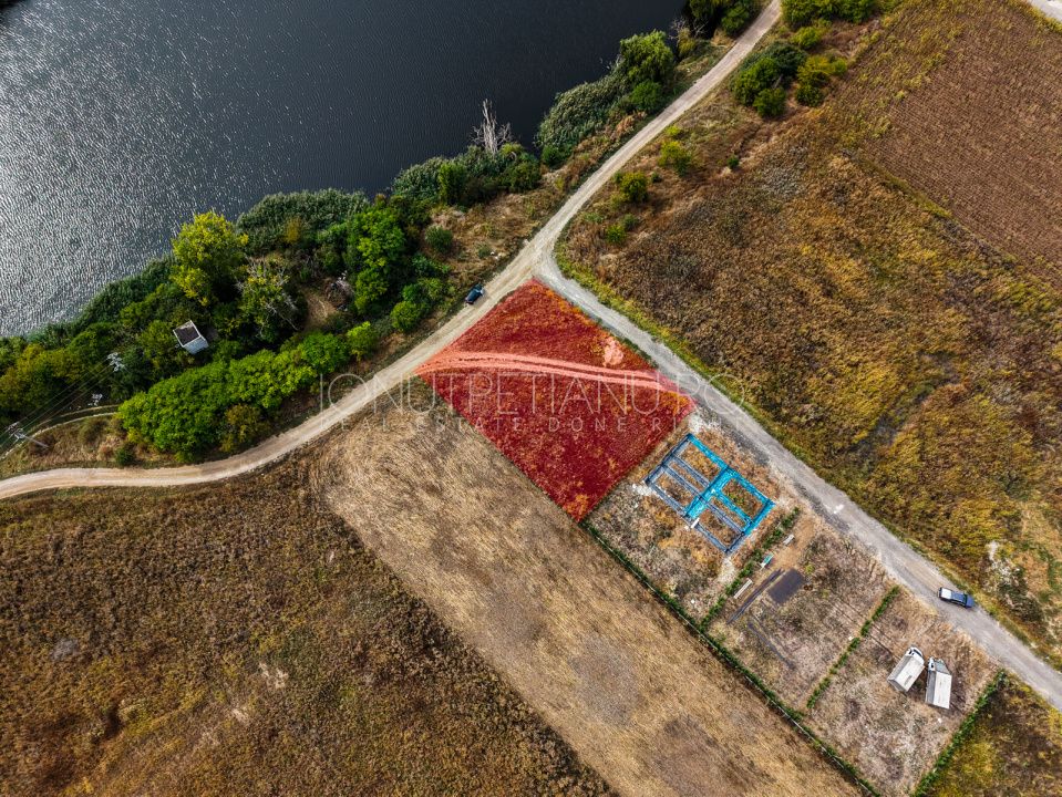 Teren cu vedere la lac Corbeanca - Petresti – fotografia 7 din 19