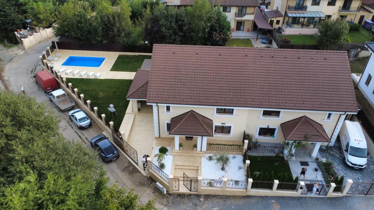 Reședință exclusivistă, piscină încălzită, 300 mp utili, teren 700 mp | Borhanci – fotografia 3 din 25