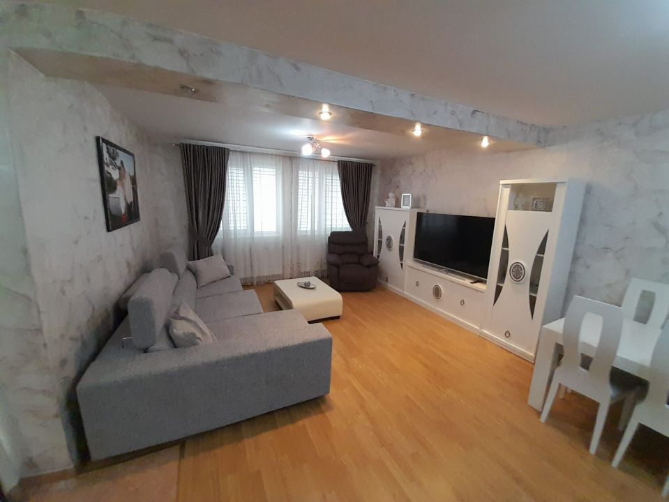Apartament 3 camere DECOMANDAT, zona SENS – fotografia 4 din 15