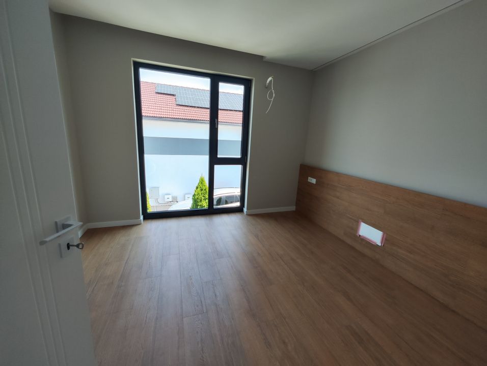 Casa premium 4 camere, teren 250 mp, Craiova, cartier Veterani – fotografia 8 din 15