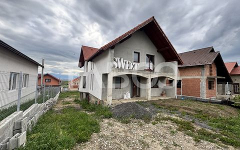 Casa de vanzare individuala 500 mp teren in Sura Mare Sibiu