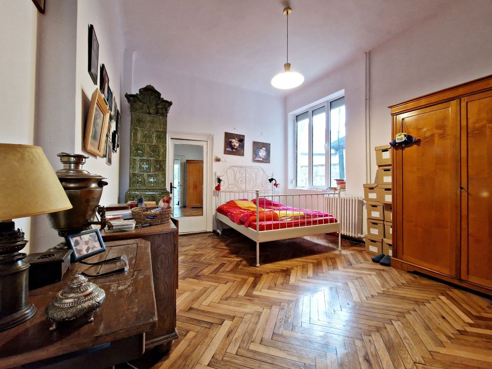 Casa veche renovata, parter+mansarda, curte proprie, Foisorul de Foc – fotografia 10 din 32
