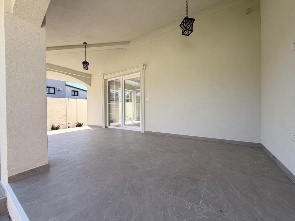 Duplex 5 camere, 126 mp utili, 300 mp teren - in Chisoda – fotografia 15 din 21