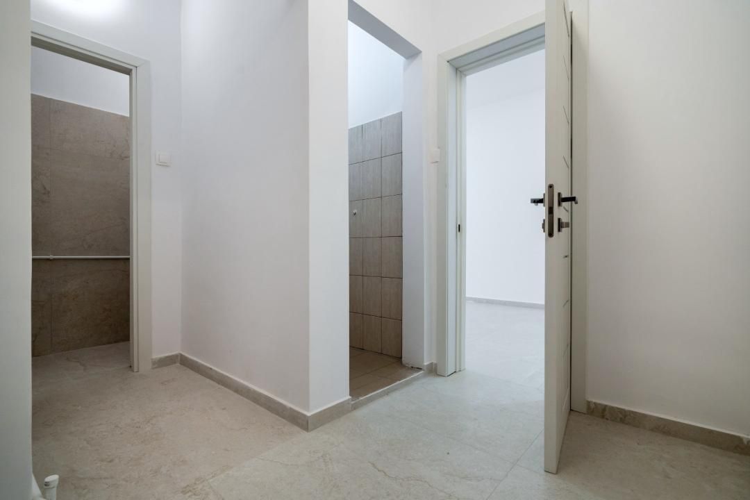 Spatiu Comercial Modern | Renovat | Sos. Alexandriei – fotografia 6 din 7