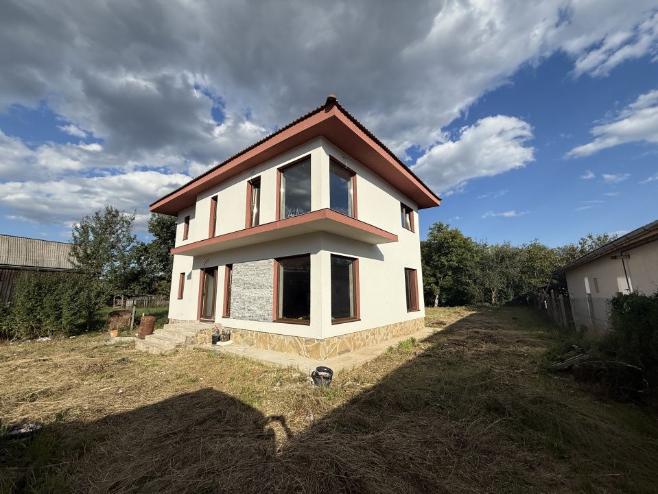 Casa individuala cu 600 mp teren in Gilau – fotografia 1 din 10