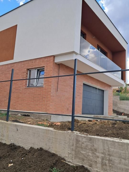COMISION 0% CUMPARARE/Casa INDIVIDUALA teren 700mp DEZMIR – fotografia 4 din 11