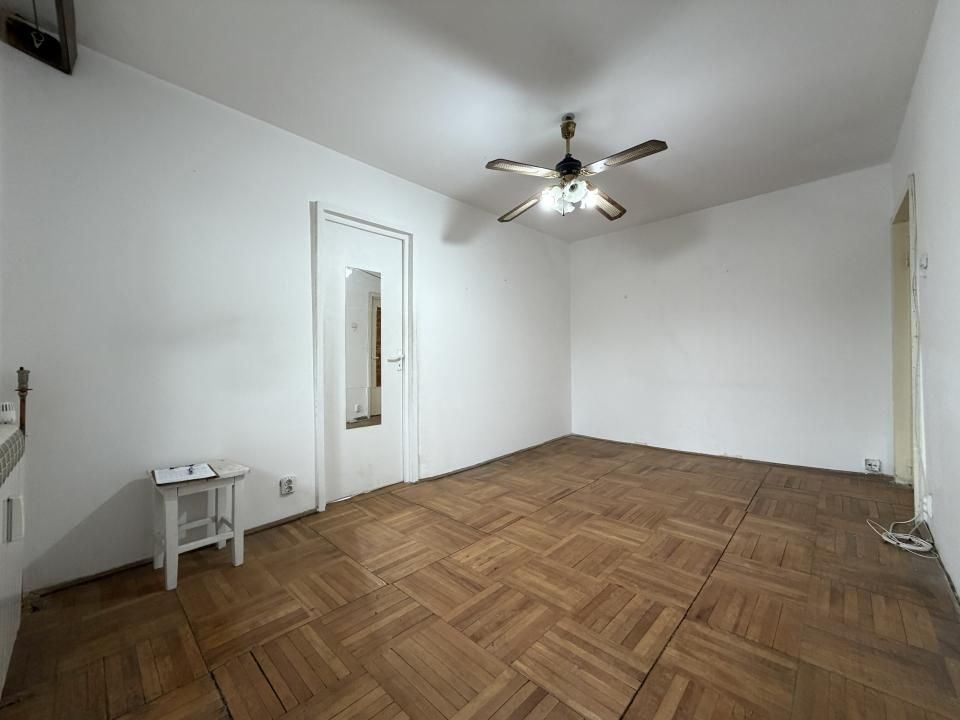 Apartament 3 camere, 44mp utili, etaj 4 - Piata Doina – fotografia 3 din 8