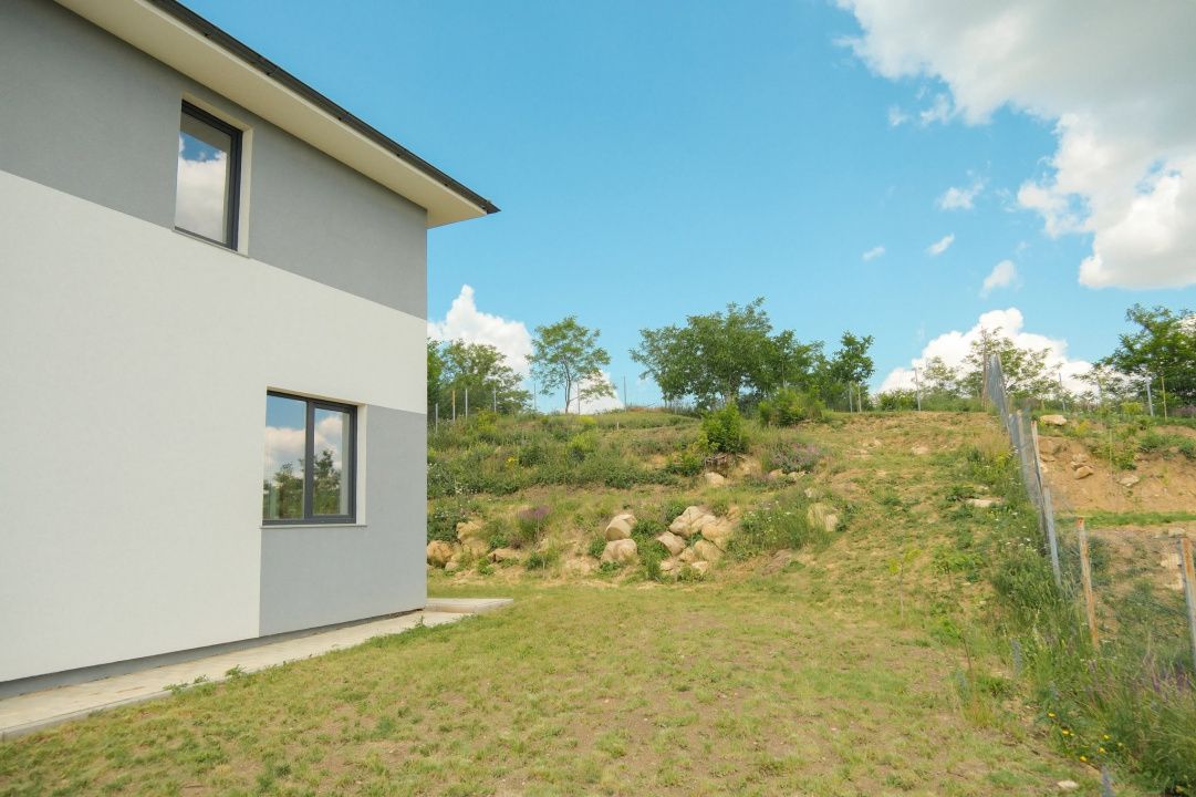 Casa individuala P+1 Sat Pata teren generos Finisata complet 0% comision – fotografia 36 din 50