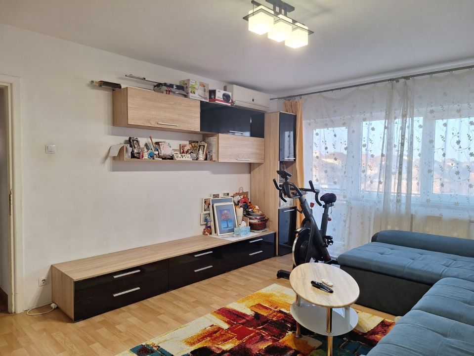 Apartament 4 camere, decomandat, 90 mp utili + 2 balcoane - Iulius Mall – fotografia 1 din 10