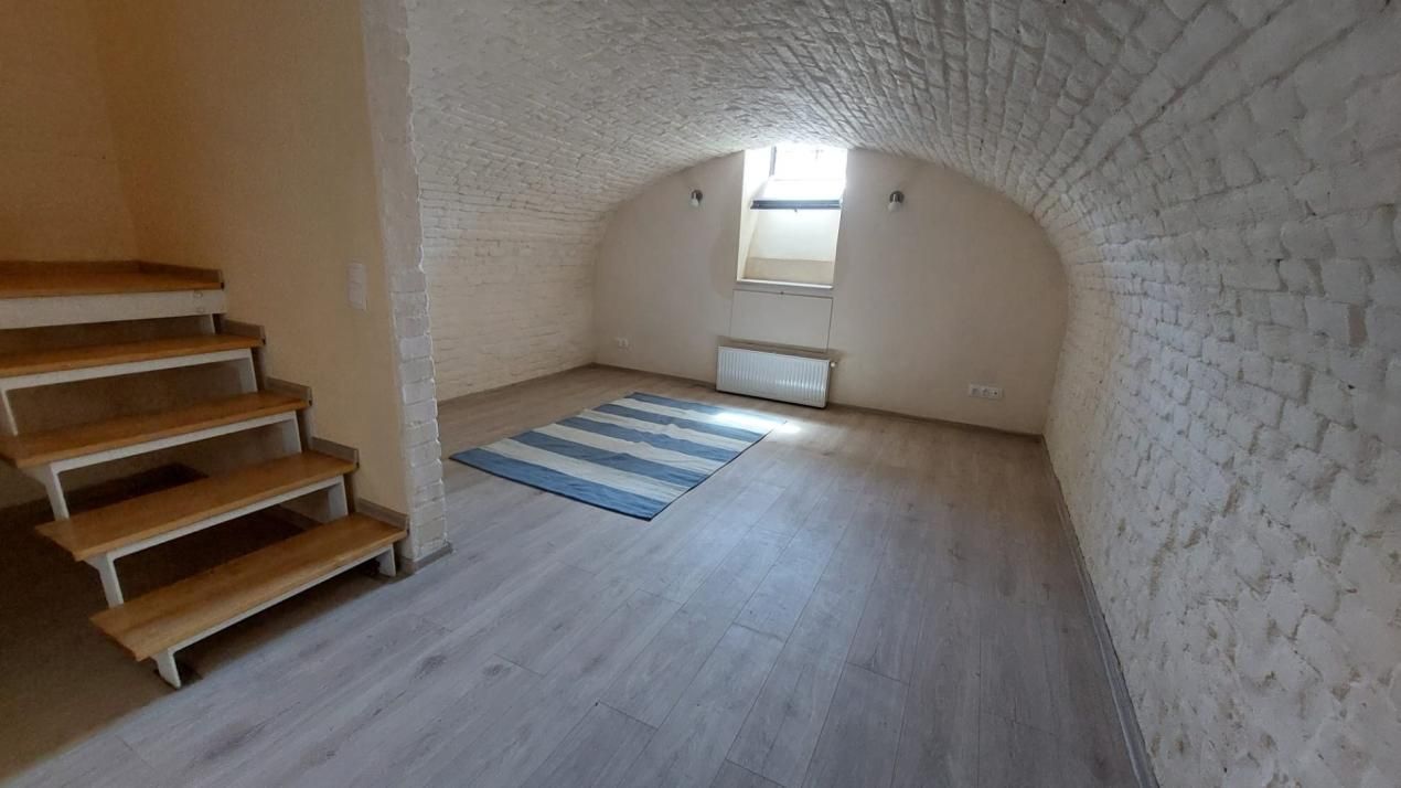 Apartament 3 camere, la casa, 73 mp utili, 35 mp curte, parter-Iosefin – fotografia 3 din 9