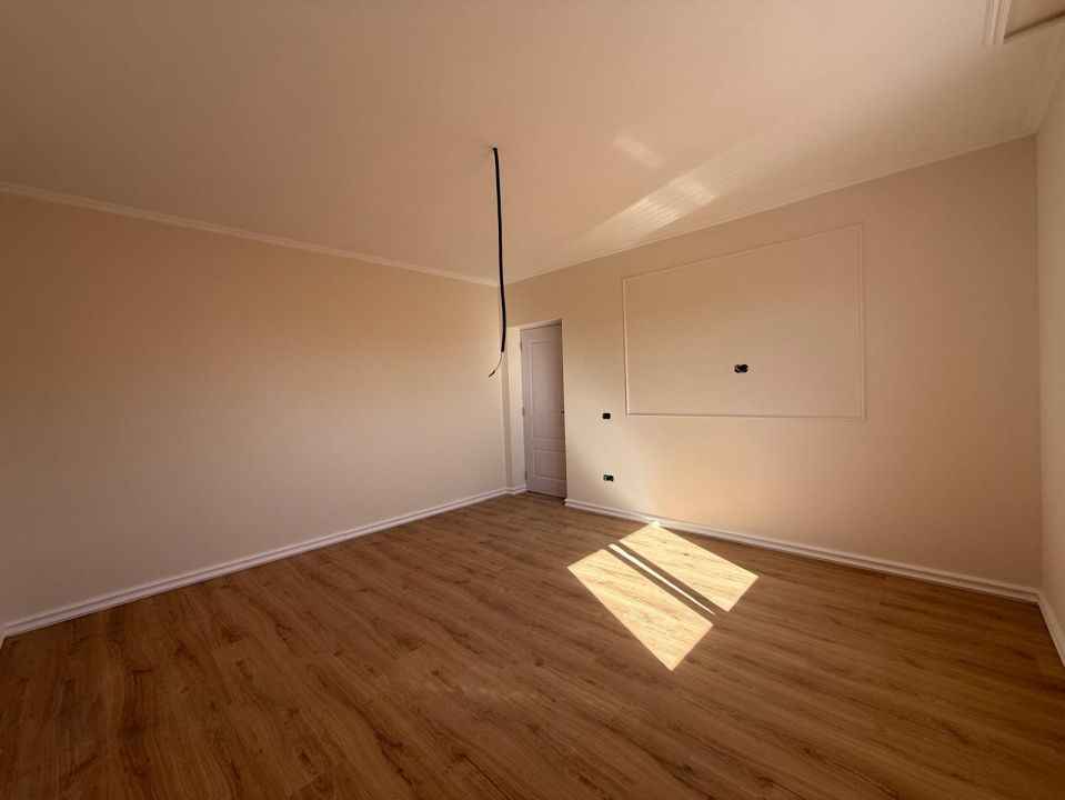 Casa P+1, 480 MP teren, 136 MP utili, comuna Malu Mare, zona Selgros – fotografia 6 din 15