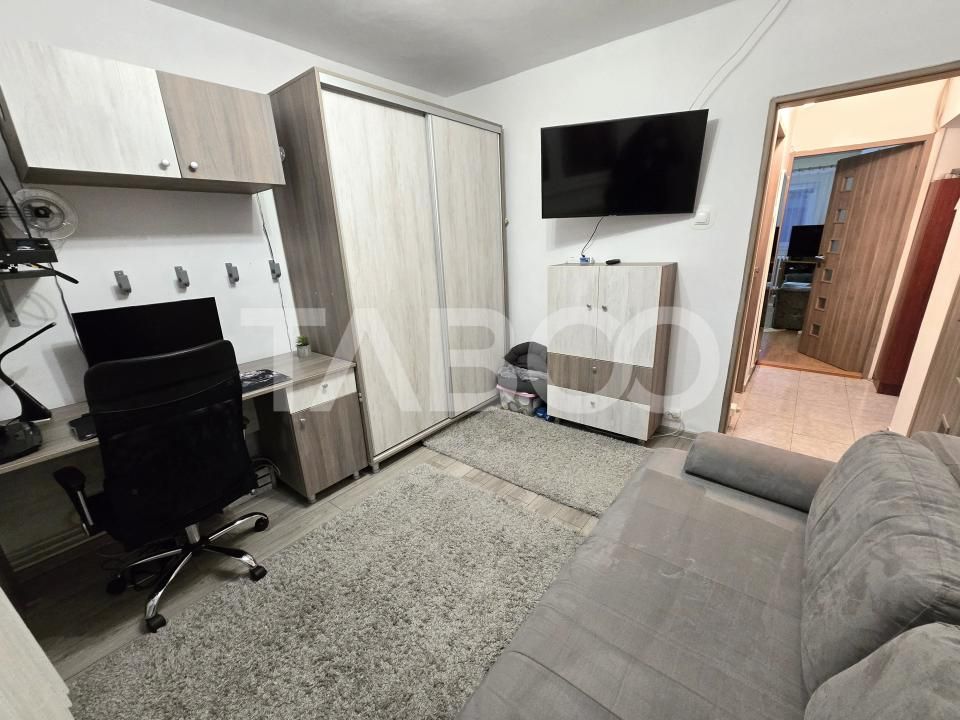 Apartament 2 camere decomandat balcon pivnita Terezian Sibiu – fotografia 5 din 12