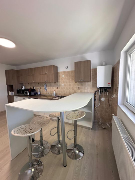 Casă P+1 cu 6 camere de vânzare în Mihail Kogălniceanu – teren 500 mp – fotografia 18 din 31