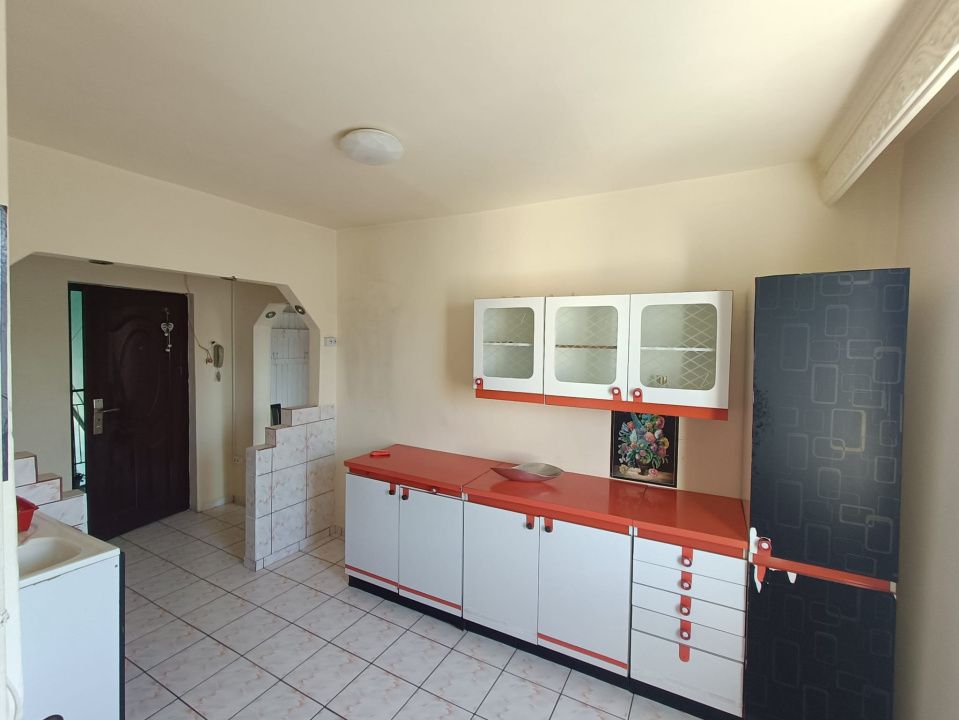 Apartament cu 2 camere de vânzare în Reghin – fotografia 5 din 11