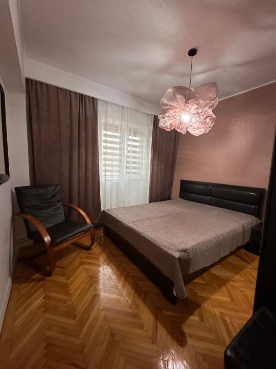 Apartament cu 2 camere de vânzare în zona Capitol – mobilat și utilat lux – fotografia 9 din 24