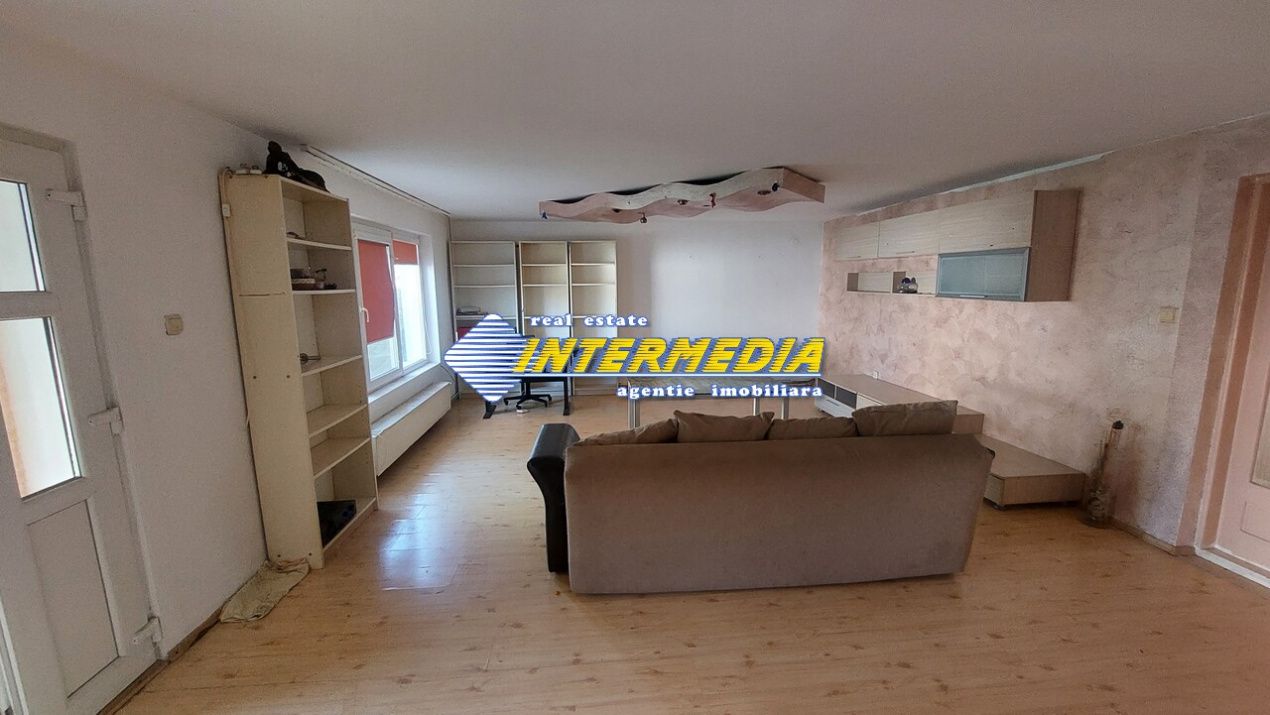 Casa pe un nivel in suprafata utila de 120mp zona Centru – fotografia 5 din 6