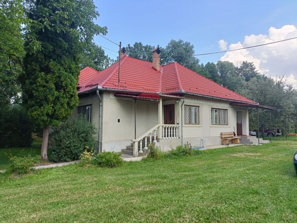 Casă de vânzare comuna Ibănești, jud. Mureș central, cu teren de 4500 mp – fotografia 1 din 26