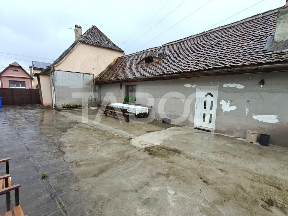 Casa cu 4 camere singur in curte de vanzare in Sibiu - zona linistita – fotografia 12 din 13