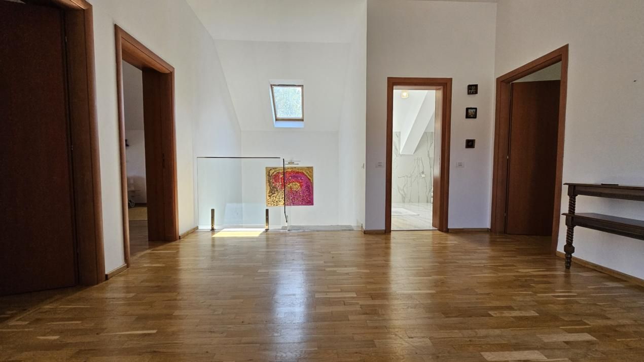 Vilă modernă 5 camere 371 MP | Teren 710MP | Pipera-Erou Iancu Nicolae – fotografia 29 din 33