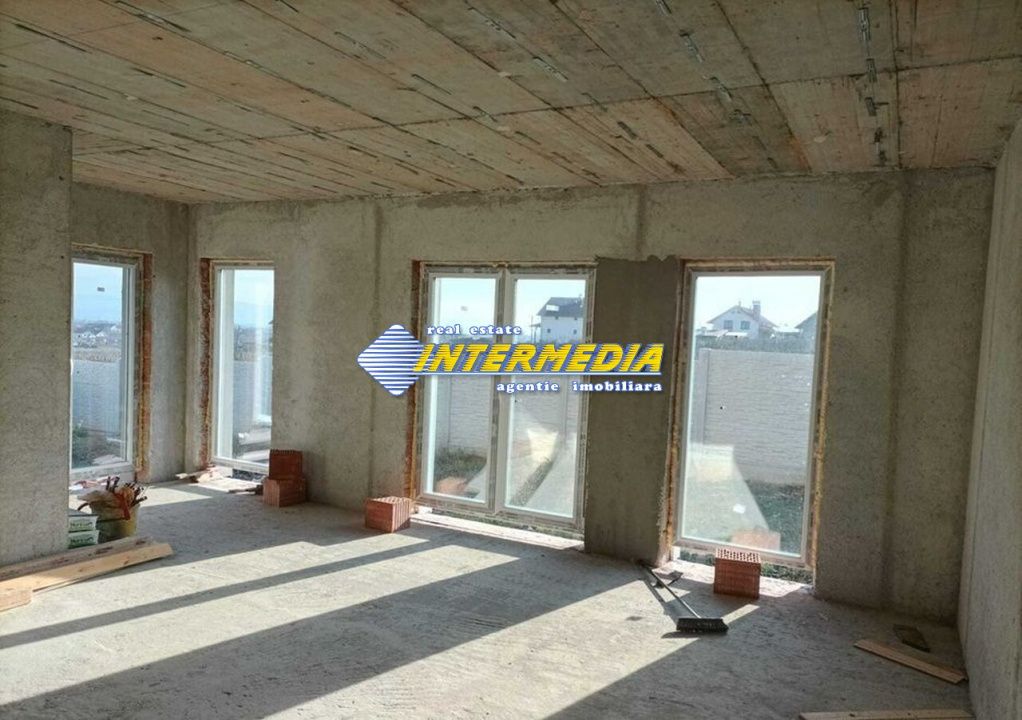 Casa noua de vanzare in Alba Iulia cu 4 camere semifinisata cu apa gaz curent – fotografia 12 din 13