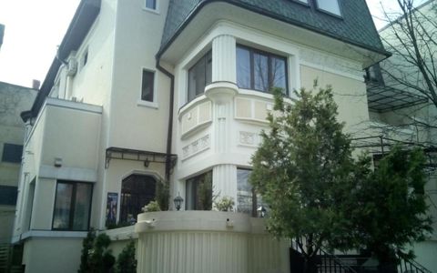 Vanzare Hotel Boutique SPA & Restaurant in zona Unirii
