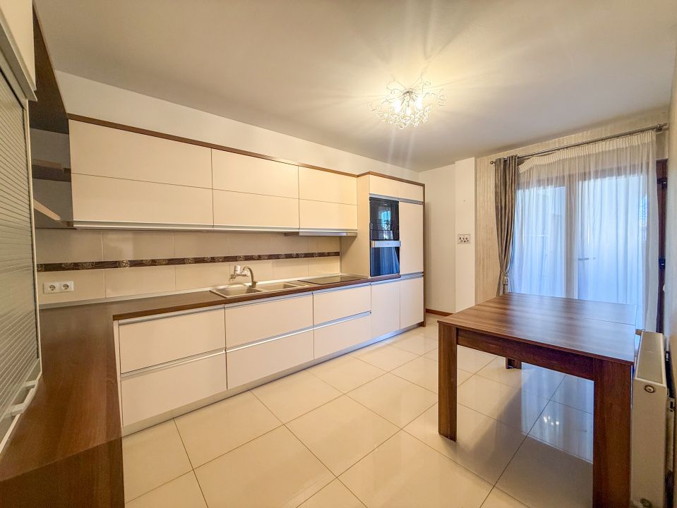 Casă elegantă, 203 mp utili + 500 mp teren - Pictor Brana, Şelimbăr, Sibiu – fotografia 8 din 28