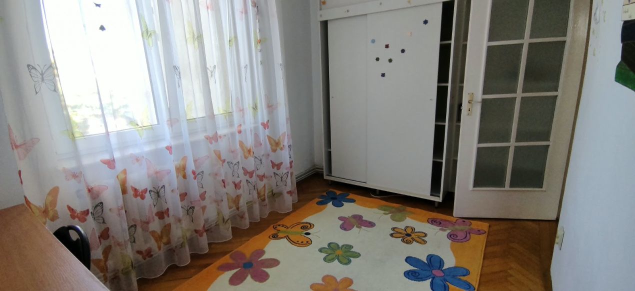 Apartament 4 camere I decomandat I Centru I mobilat utilat I – fotografia 4 din 10