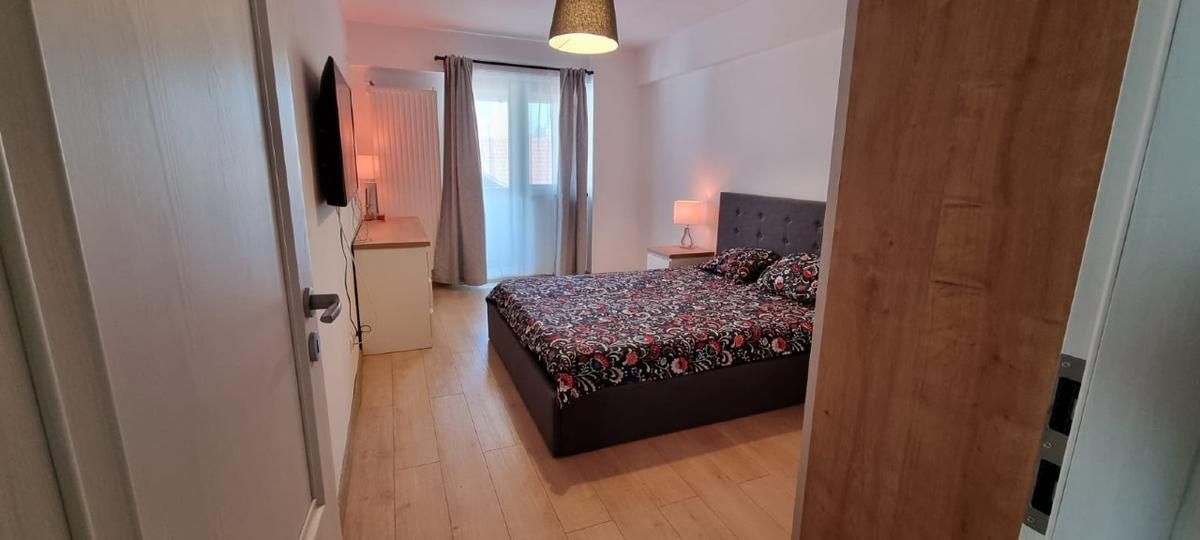 Apartament 2 camere-63mp-10minute de mers pe jos pana la metrou Mihai Bravu – fotografia 2 din 9